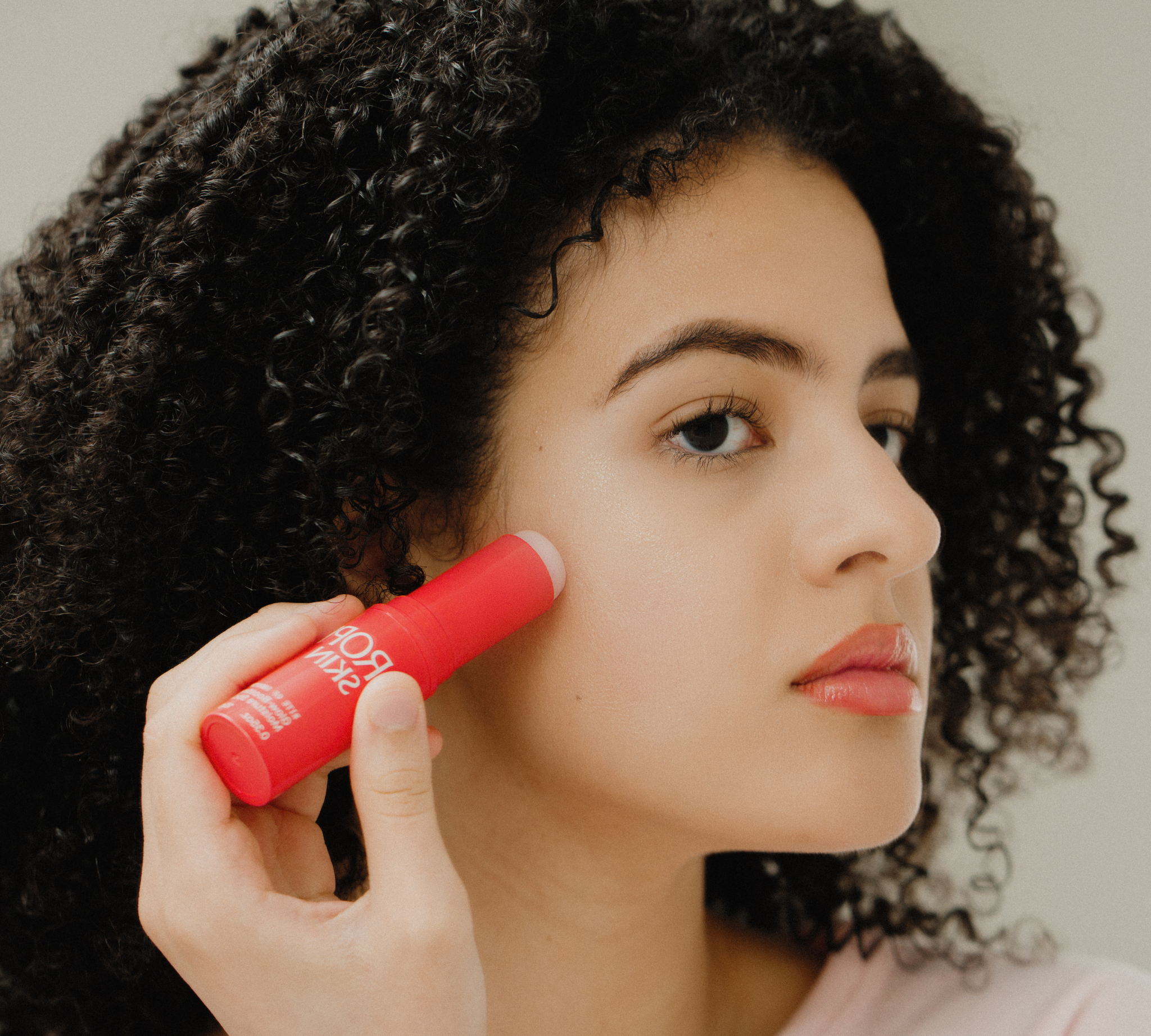ROPE_Skin_Glow-Boosting_Moisture_Stick_6.png
